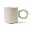 كوب سيراميك بمقبض بتصميم لؤلؤي أنيق – لون أوف وايت