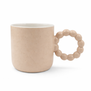 كوب سيراميك بمقبض بتصميم لؤلؤي أنيق – لون بيج
